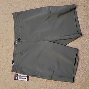 O'Neill Men's Crossover Hybrid Green Shorts Size 40 - New With Tags